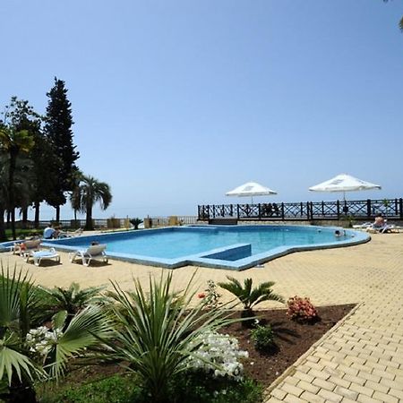 Lazurniy Bereg Hotel Gagra Ngoại thất bức ảnh
