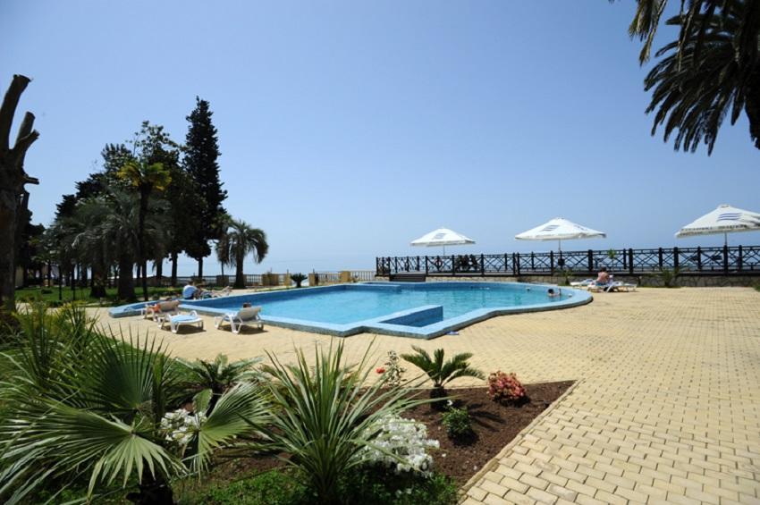 Lazurniy Bereg Hotel Gagra Ngoại thất bức ảnh